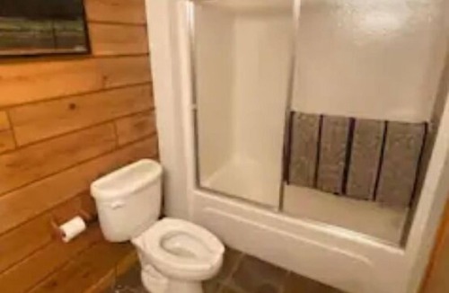 Ipava Cabin | Sunny Slope Cabinn