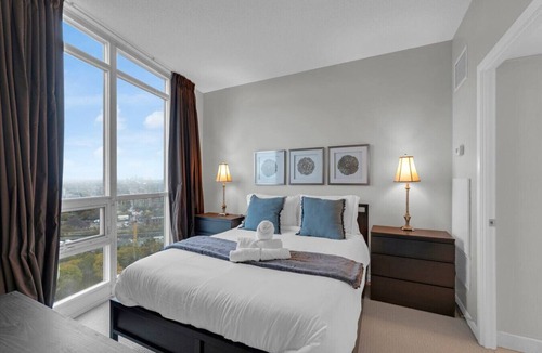 Bathurst Quay Hotel | Sunset View - 2 min to Exhibition Centre - Free Parking