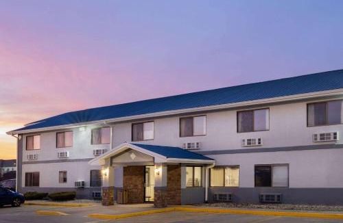 Danville Hotel | Super 8 by Wyndham Danville