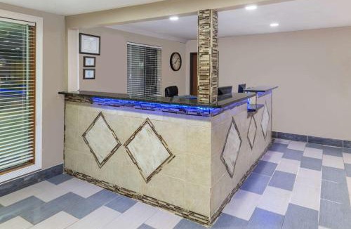 Okawville Hotel | Super 8 by Wyndham Okawville