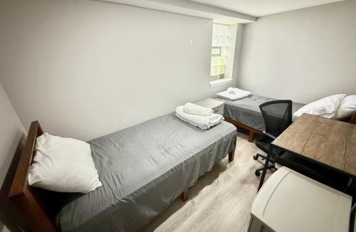 Back of the Yards House | Super Amazing Place To Stay Near Downtown! Free Parking