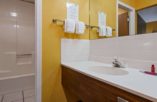 Greenville Hotel | SureStay Hotel by Best Western Greenville