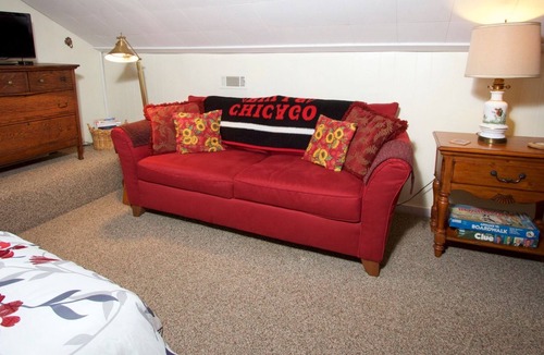 Urbana House | Sylvia's Irish Inn