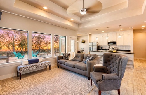 Spring Branch House | Tanglewood Retreat | Updated house in Spring Branch with a large yard