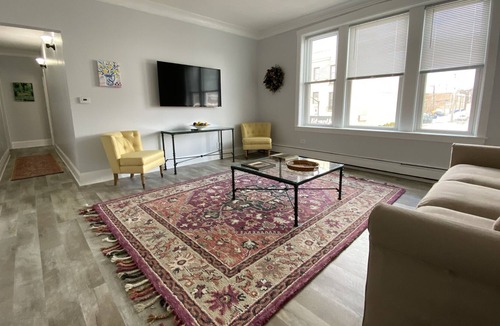 Forest Park Apartment | Taste of Provence-Extended Stay, W/D&DW, 2BR, Pets
