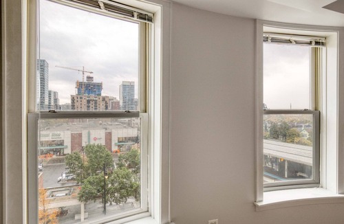 South Loop Apartment | Tasteful South Loop 1BR nr L & Grant Park, by Blueground