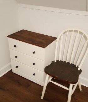 Irving Park East Apartment | The Avondale Attic