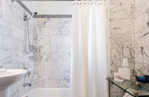 Bucktown House | The Bucktown House #2 - Heart of Bucktown/Wicker Park, 10 Min Uber to Mag Mile