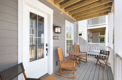 Ottawa Condo | The Cardinal Cottage | 2 Bed, 2 Bath