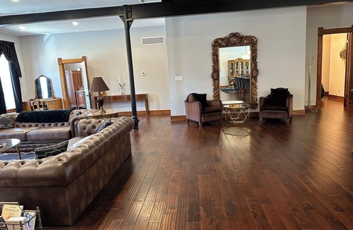 Carrollton Apartment | The Charleston Suite - A 2700 sq ft private upstairs suite, sleeps 8-10 people.