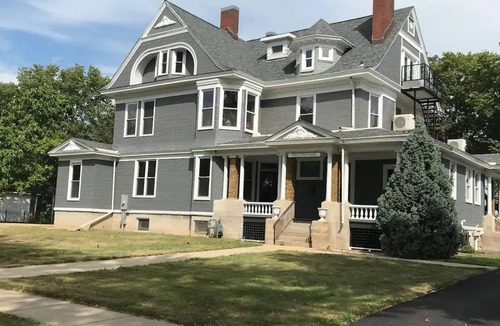 Ottawa House | The Cora J. Pope Homenn