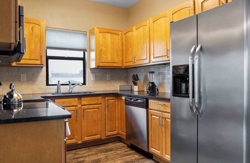 Springfield Apartment | The Cozy Suite near all Attractions in downtown