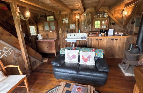 McLean County Cabin | The Farmers Cabin
