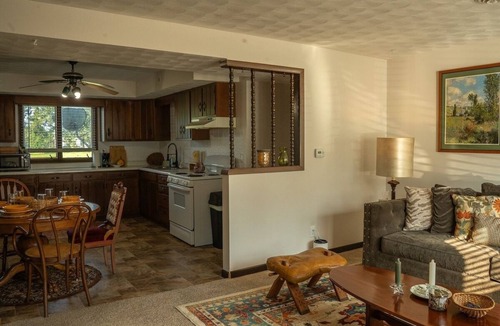 Woosung Apartment | The Fox Den - Close to Dixon, Sterling and Polo