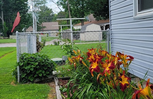 Annapolis House | THE GARDEN HOUSE A FEW BLOCKS FROM THE WORLD'S LARGEST & FAIRVIEW PARK