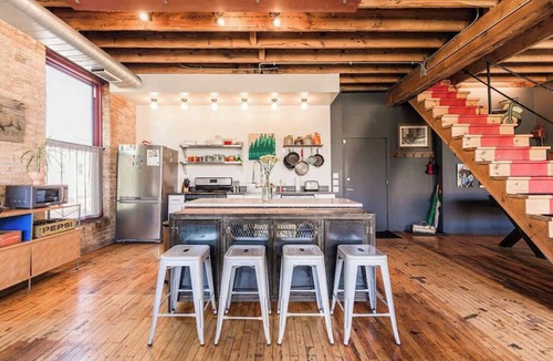 Logan Square House | The Grand Kimball Lodge, Logan Square, Sleeps 14