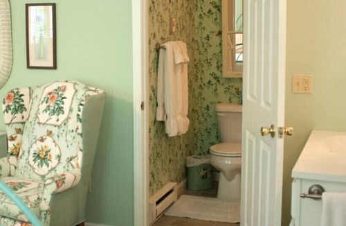 Elsah Hotel | The Green Tree Inn