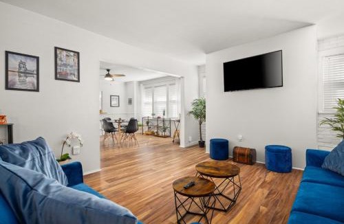 Peoria Heights House | The Heights Hideaway 2BR Gem