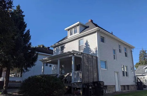 Bloomington Apartment | The Main Stay! Pet Friendly!