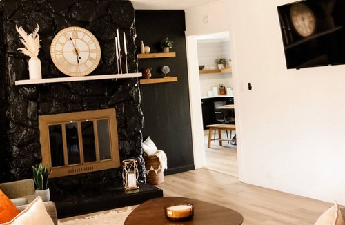 Carterville House | The Maple House