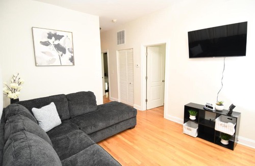 West Town Apartment | The McGees In BuckTown