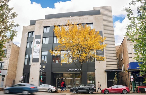 Near West Side Apartment | The Neighborhood Hotel - Little Italy Two Bedroom