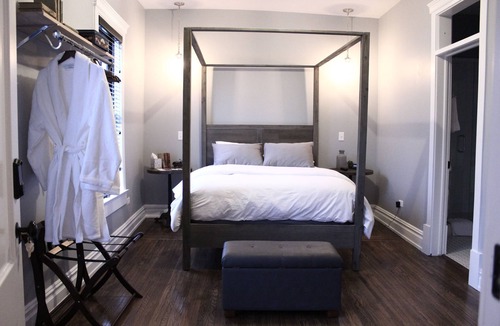 Plainfield House | The Plainfield Inn