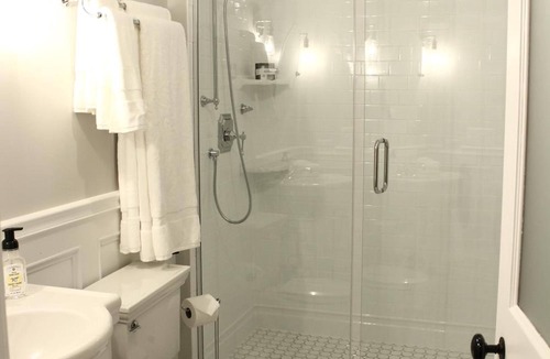 Plainfield House | The Plainfield Inn