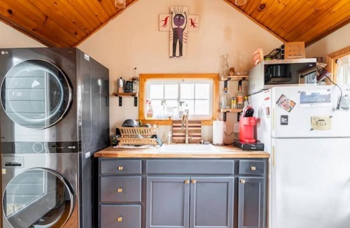 Catskill House | The Railway Bridge Cottage