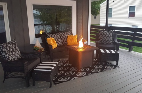 Port Byron House | The river's edge on the Mississippi