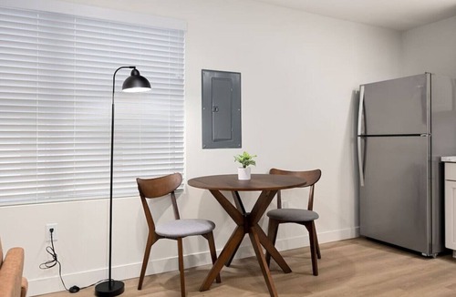 Morton Apartment | The Silo 2 - 1BD Stylish Comfort