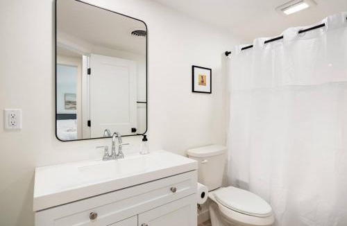 Morton Apartment | The Silo 6 - 1BD Modern Abode