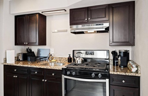 Peoria Apartment | the susan: a cozy, comfy 1bd suite