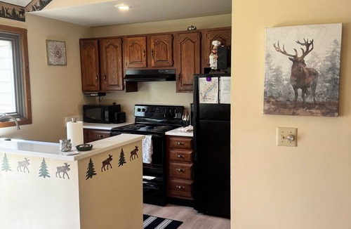 The Galena Territory House | The Territory's Most Affordable Stay!