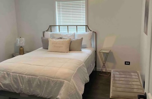 Lansing House | The Walter Experience-35 Mins from DT Chicago
