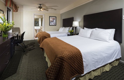 Lake View East Hotel | The Willows Hotel