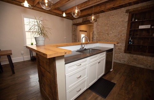 Geneva Apartment | The Yates Loft - Downtown Geneva
