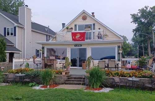 Fox Lake House | This is a VACATION spot with a million dollar view!
