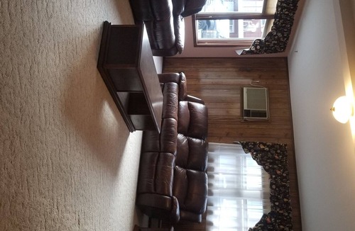 Catskill House | Three BED Room House