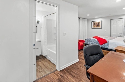 Plato Center Bed & Breakfast | Three Bedroom Suite, The Whole Floor