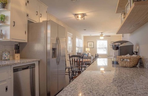 Afton House | Time to Wine Down