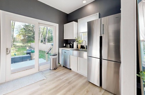 Bloomington House | Timeless Charming Bungalow, feels like HOME!
