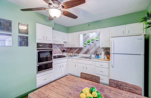 Elmwood Park Apartment | Top Rated Condo 65” TV Family-friendly 2BR