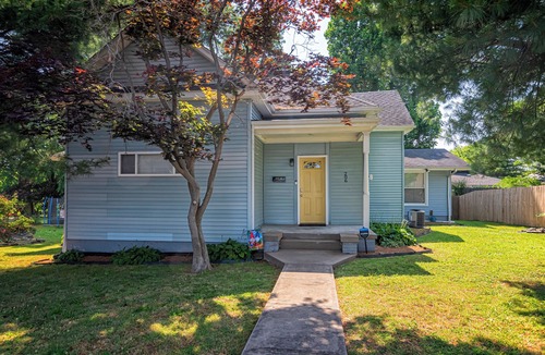 Marion House | Tower Square Arts District- walk to Food & ET!