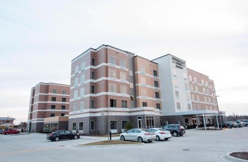 Schaumburg Hotel | TownePlace Suites by Marriott Chicago Schaumburg