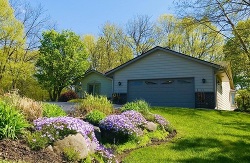 Roscoe House | Travelers Sanctuary - 2 bedroom, 2 bath first floor unit in a single-family home
