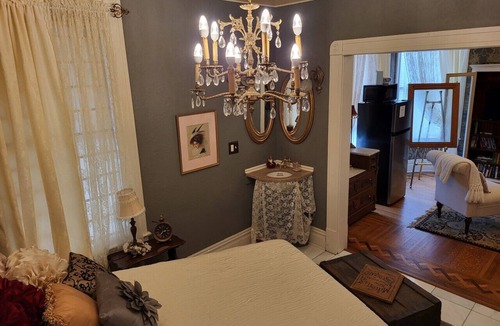 Decatur Condo | Traveling Professionals welcome for an extended stay at the PrairieOlm