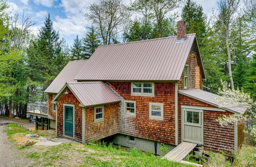 Craftsbury Common House | Tree-Lined Group Retreat on Little Hosmer Pond