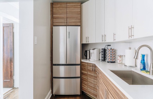 Ravenswood Manor Apartment | Trendy|Comfortable|1BR|Lincoln Square