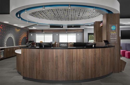Joliet Hotel | Tru By Hilton Joliet Plainfield